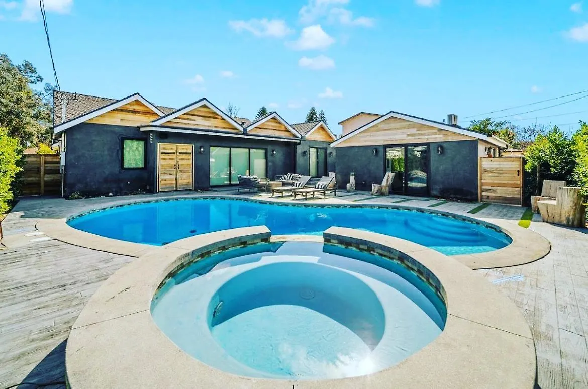 Tulum Style In Sherman Oaks Los Angeles