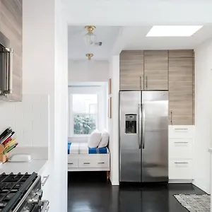 The Exquisite Venice Bungalow With Garden Holiday home